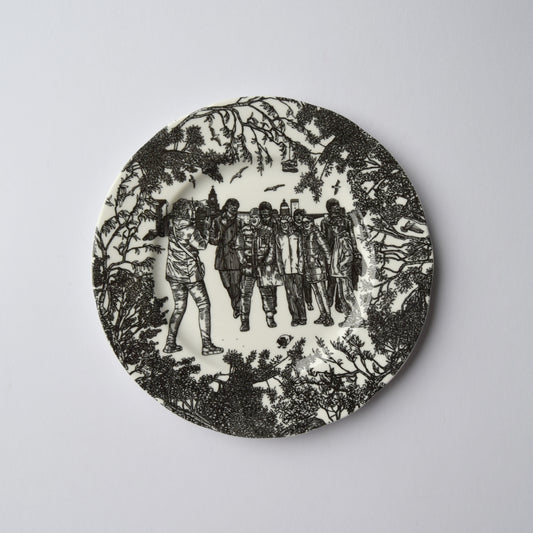 Liverpool Black Luncheon Wall Plate 'Day Tripper'