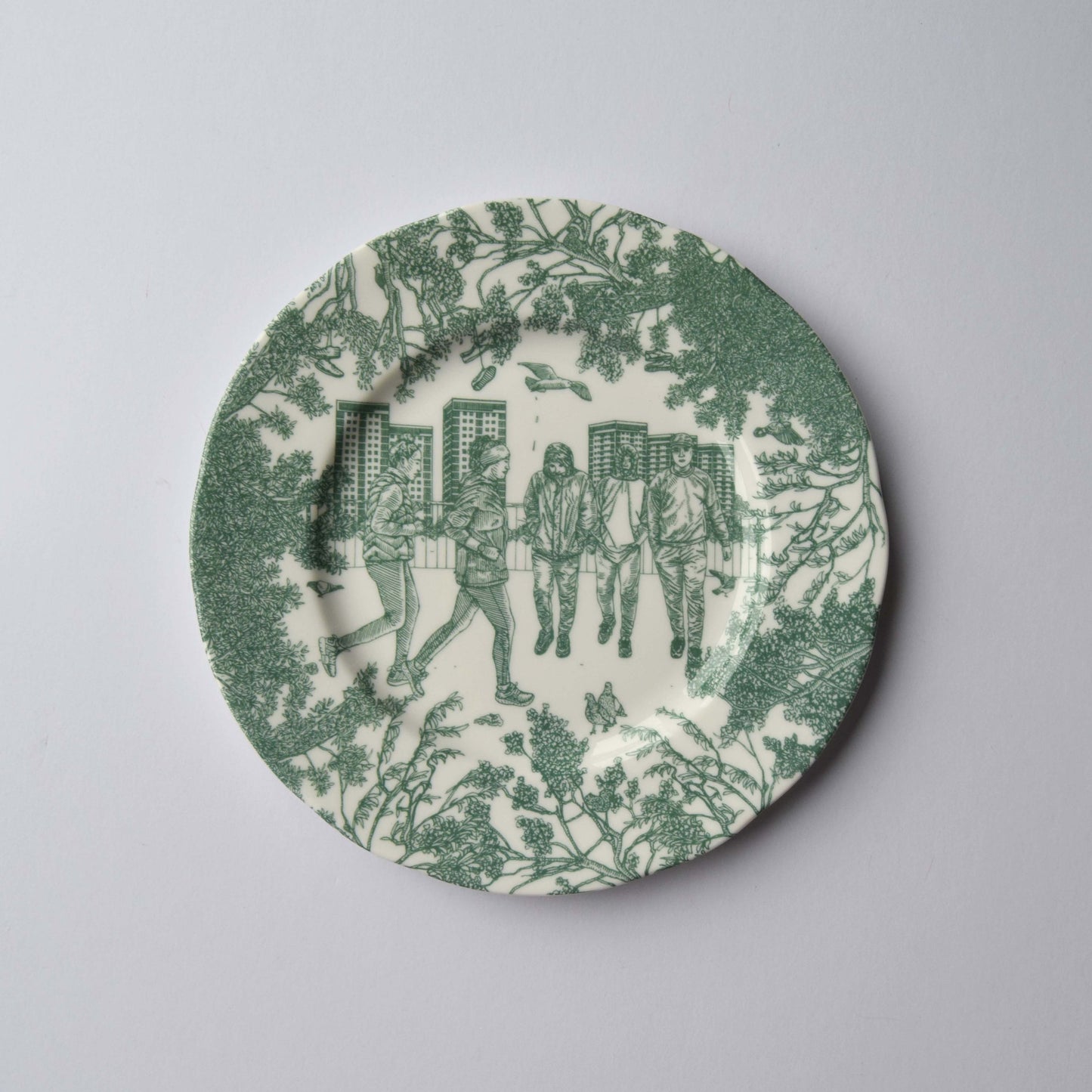 Liverpool Green Luncheon Wall Plate 'Hands Down Their Pants'